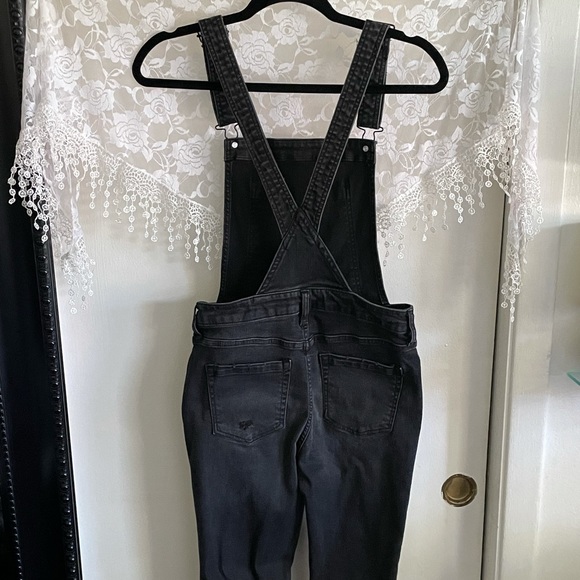 Fashion Nova Overalls - Picture 5 of 9
